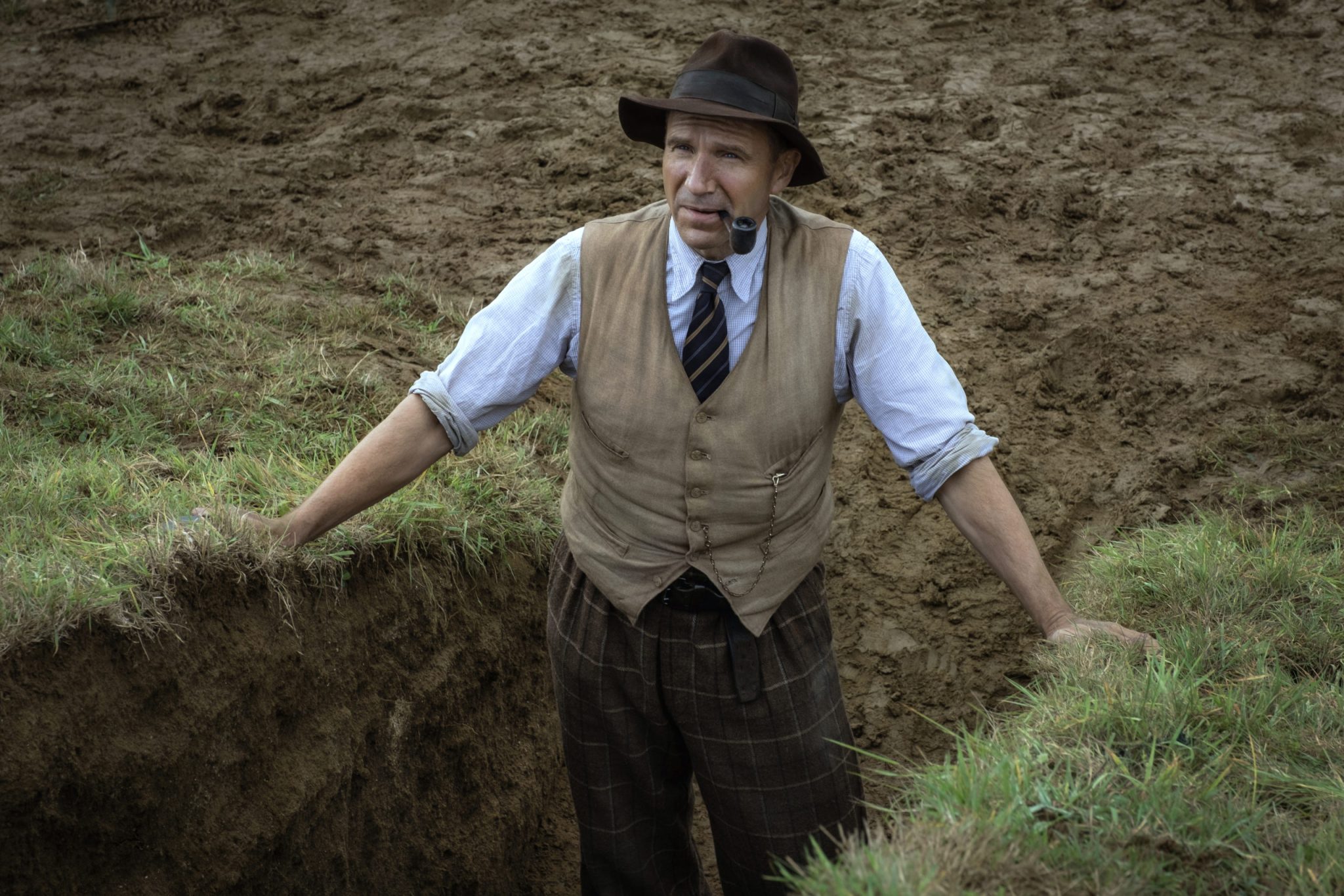 ralph_fiennes_in_the_dig