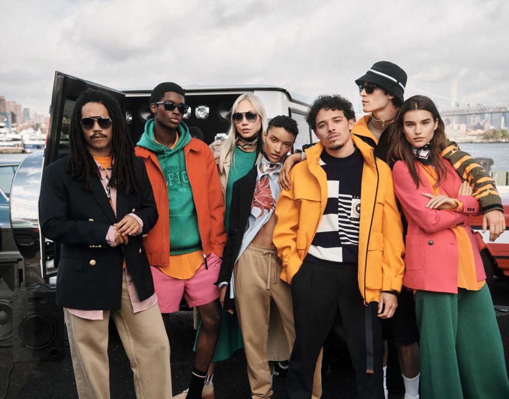 TOMMY HILFIGER CELEBRATES ICONIC STYLE WITH SPRING 2022 “MAKE YOUR MOVE ...