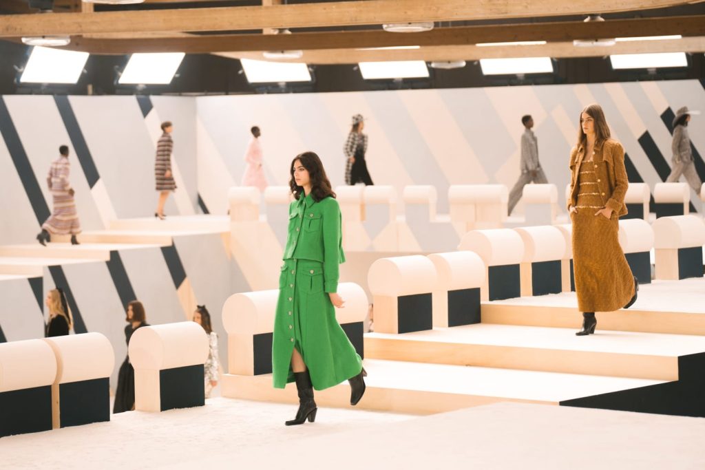 CHANEL PRESENTS THEIR FALL-WINTER 22/23 HAUTE COUTURE COLLECTION - Numéro  Netherlands