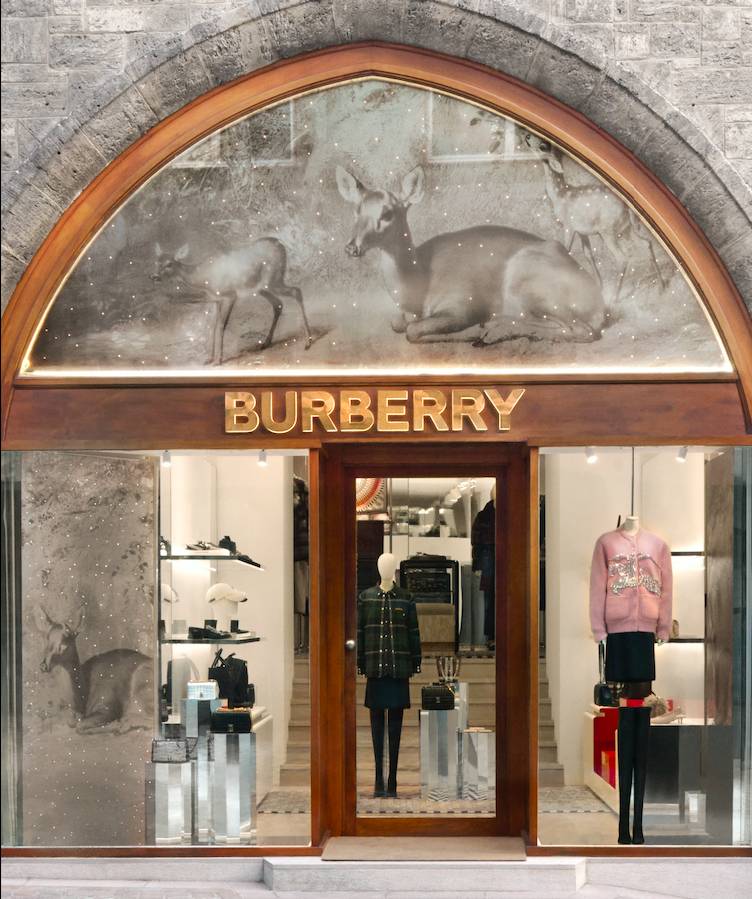 BURBERRY OPENS STORES IN SAINT MORITZ AND COURCHEVEL - Numéro Netherlands