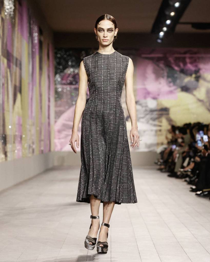 DIOR PRESENTS THE HAUTE COUTURE SPRING-SUMMER 2023 COLLECTION - Numéro ...