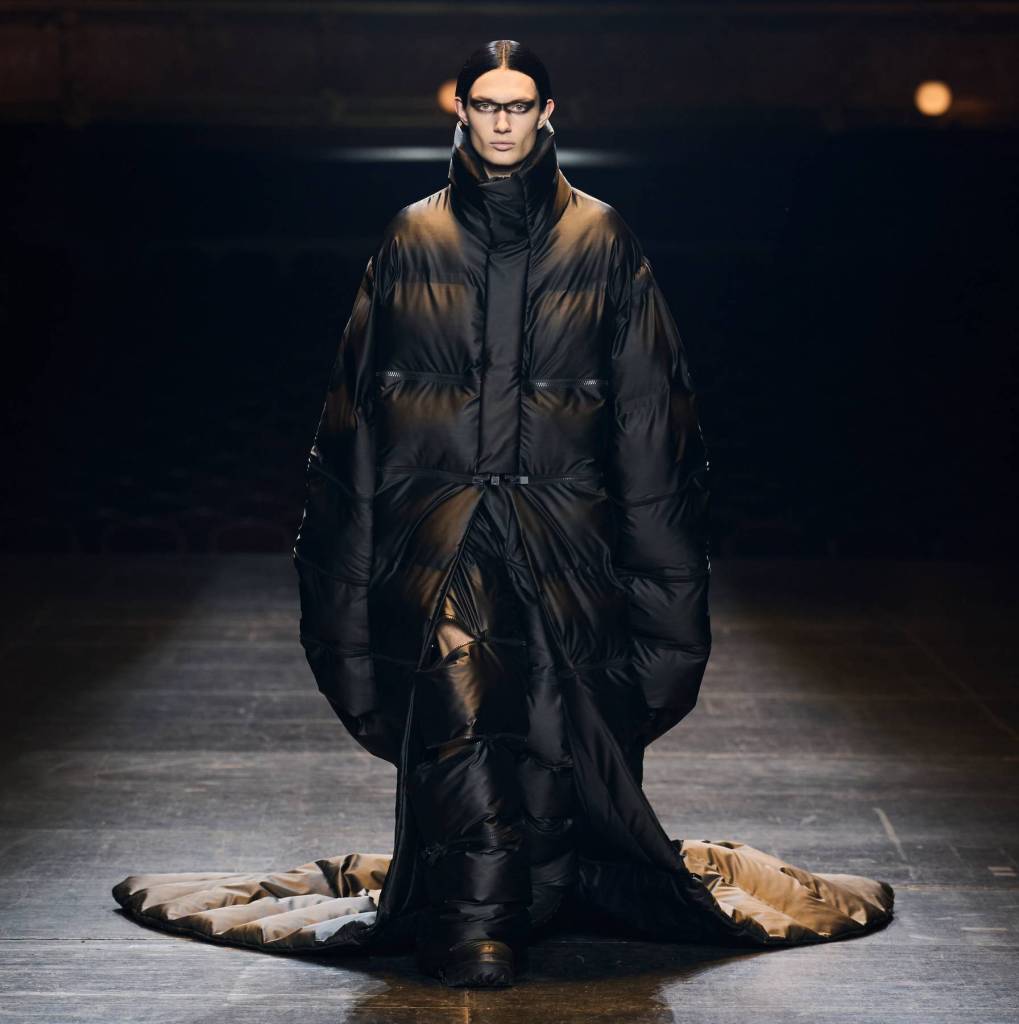 FOR ITS AW23 SHOW RAINS EXPLORES THE HERO WITHIN - Numéro Netherlands
