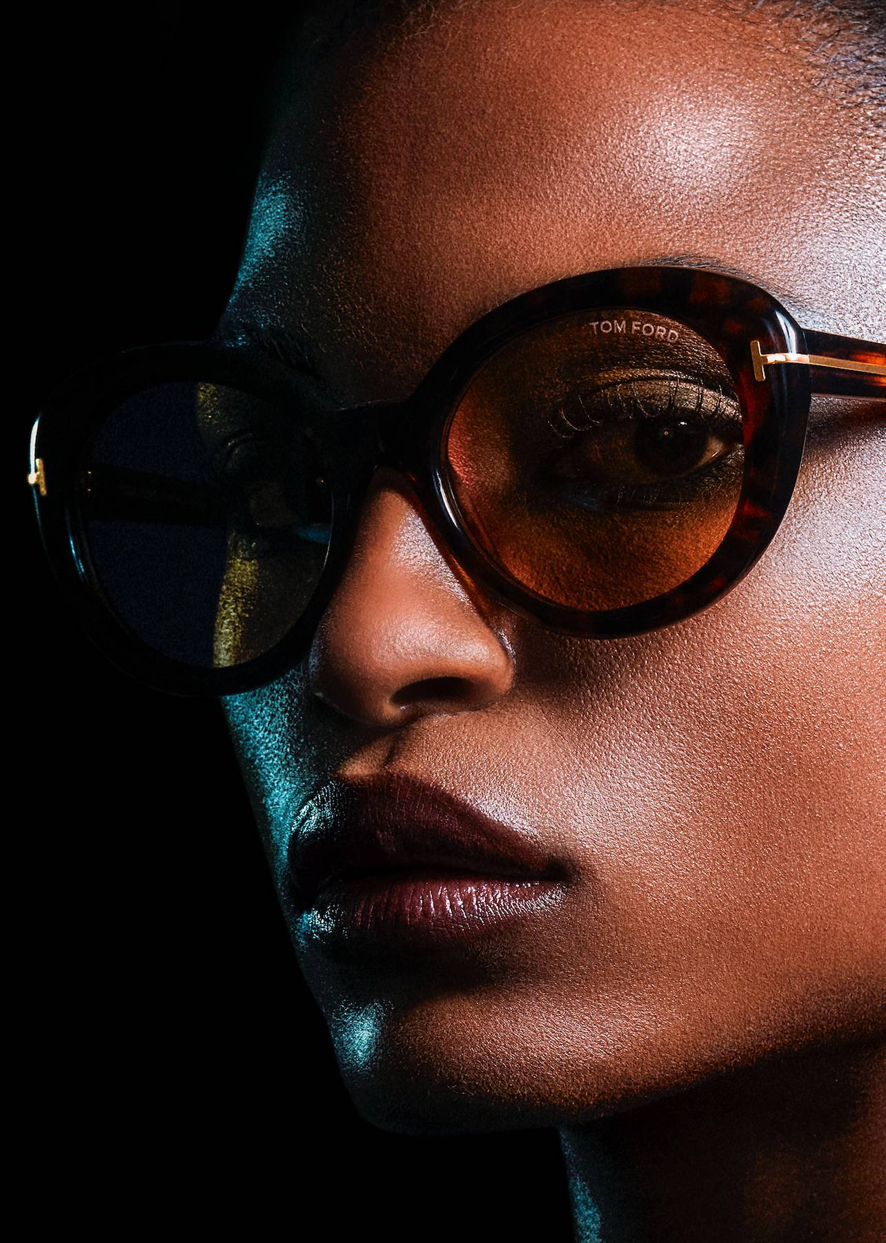TOM FORD EYEWEAR COLLECTION WITH PHOTOCHROMATIC LENSES: FUNCTIONALITY ...