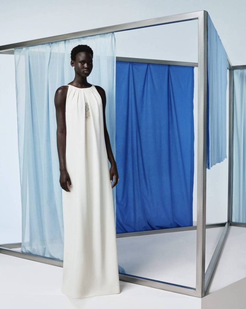 GIVENCHY UNVEILS ITS SPRING 2024: A NEW, MODERN EXPRESSION OF ELEGANCE ...