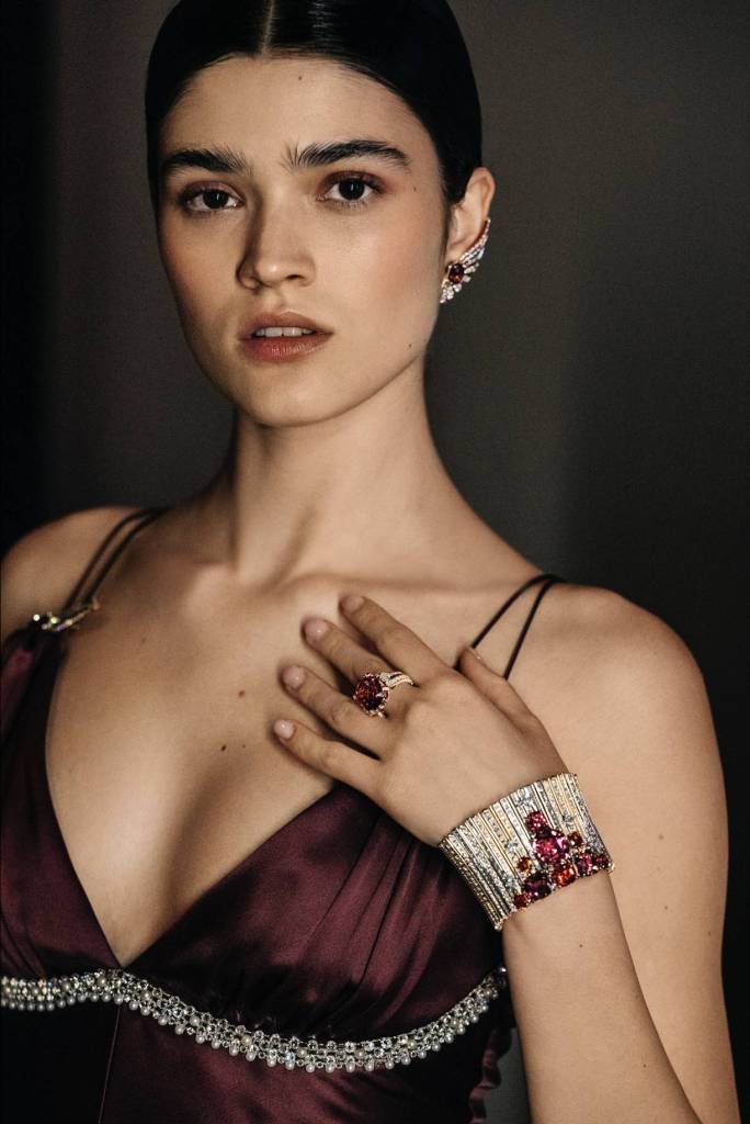 LOUIS VUITTON UNVEILS ITS NEWEST HIGH JEWELRY COLLECTION “DEEP TIME” -  Numéro Netherlands