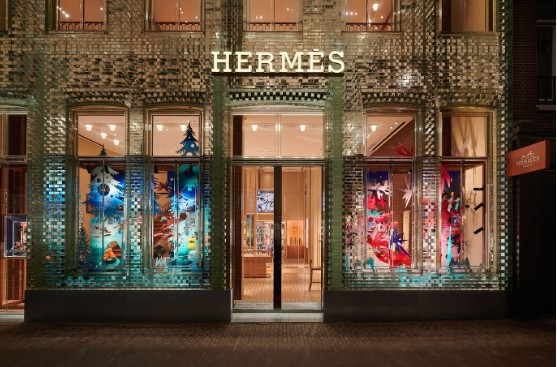 HERMÈS INVITES ARTISTS HERINGA/VAN KALSBEEK TO CREATE THE WINTER ...